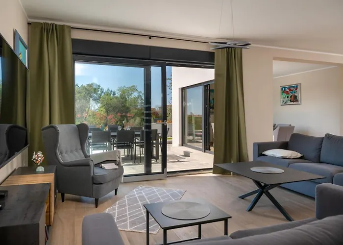 La Perla Vila Krnica